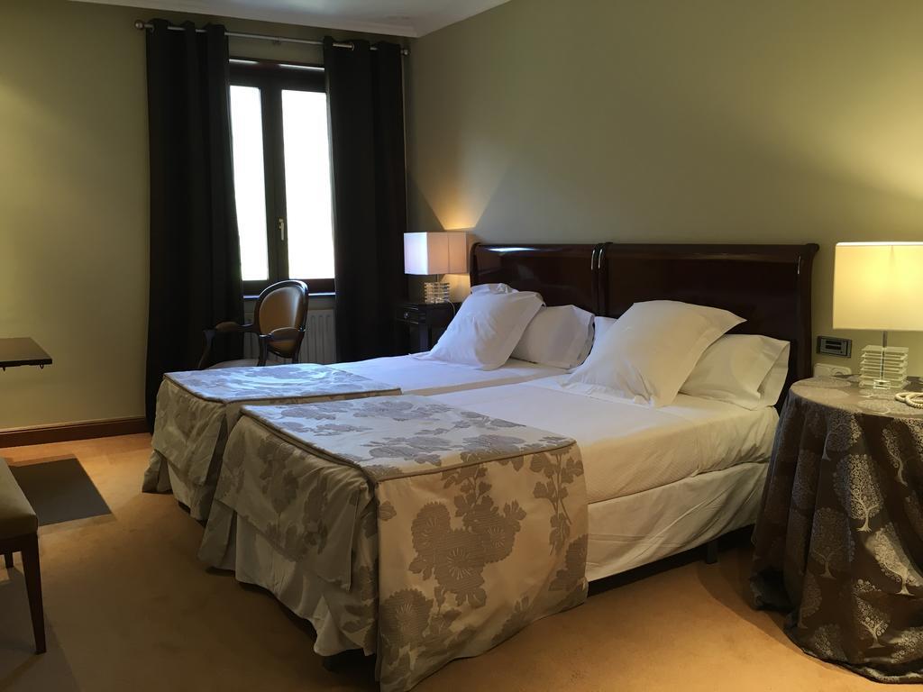 Hotel Etxeberri Zumárraga Екстериор снимка